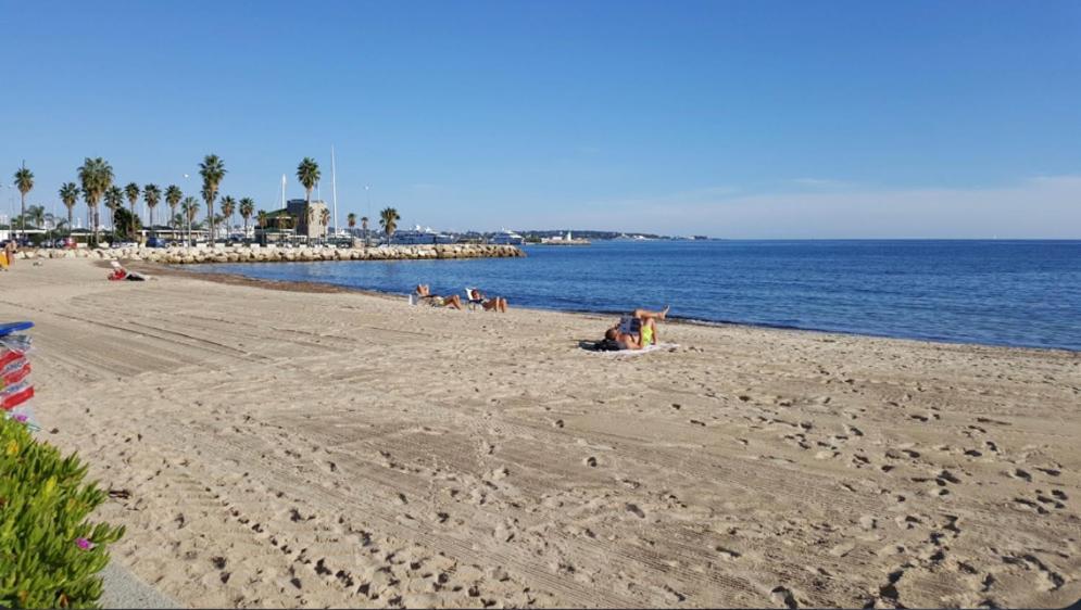 Spacieux Studio A Golfe Juan 2 Minutes Des Plages Vallauris Exterior foto