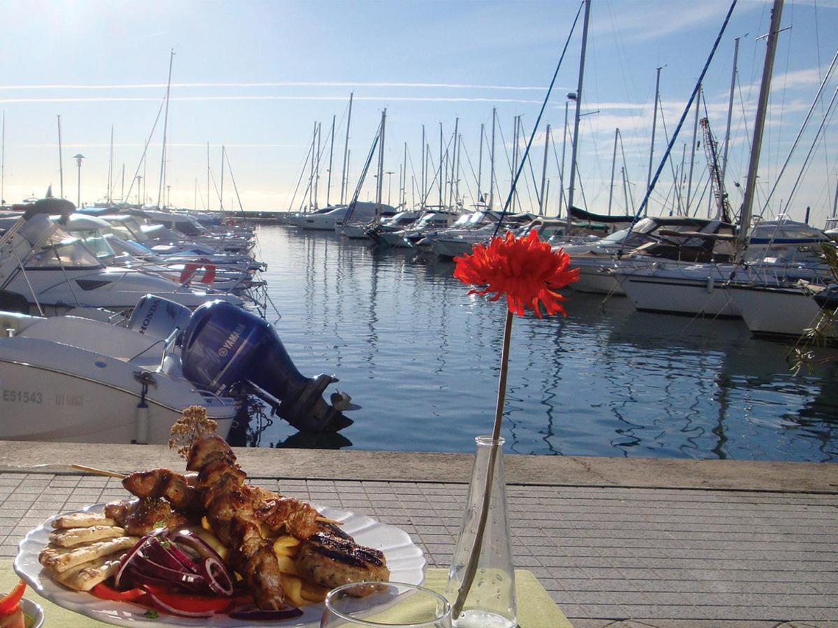 Spacieux Studio A Golfe Juan 2 Minutes Des Plages Vallauris Exterior foto