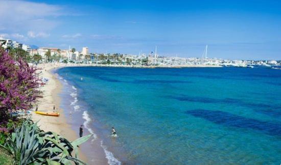 Spacieux Studio A Golfe Juan 2 Minutes Des Plages Vallauris Exterior foto